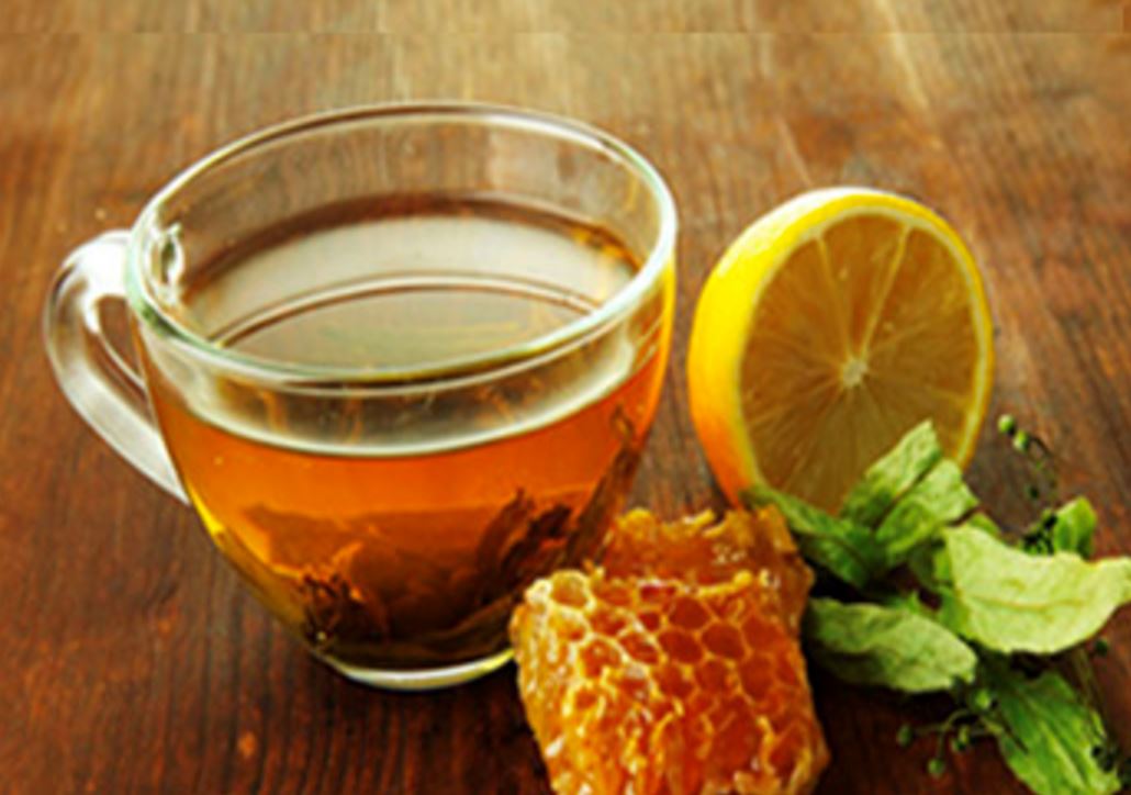 蜂蜜水这样喝排毒又养颜！教你喝蜂蜜水的诀窍