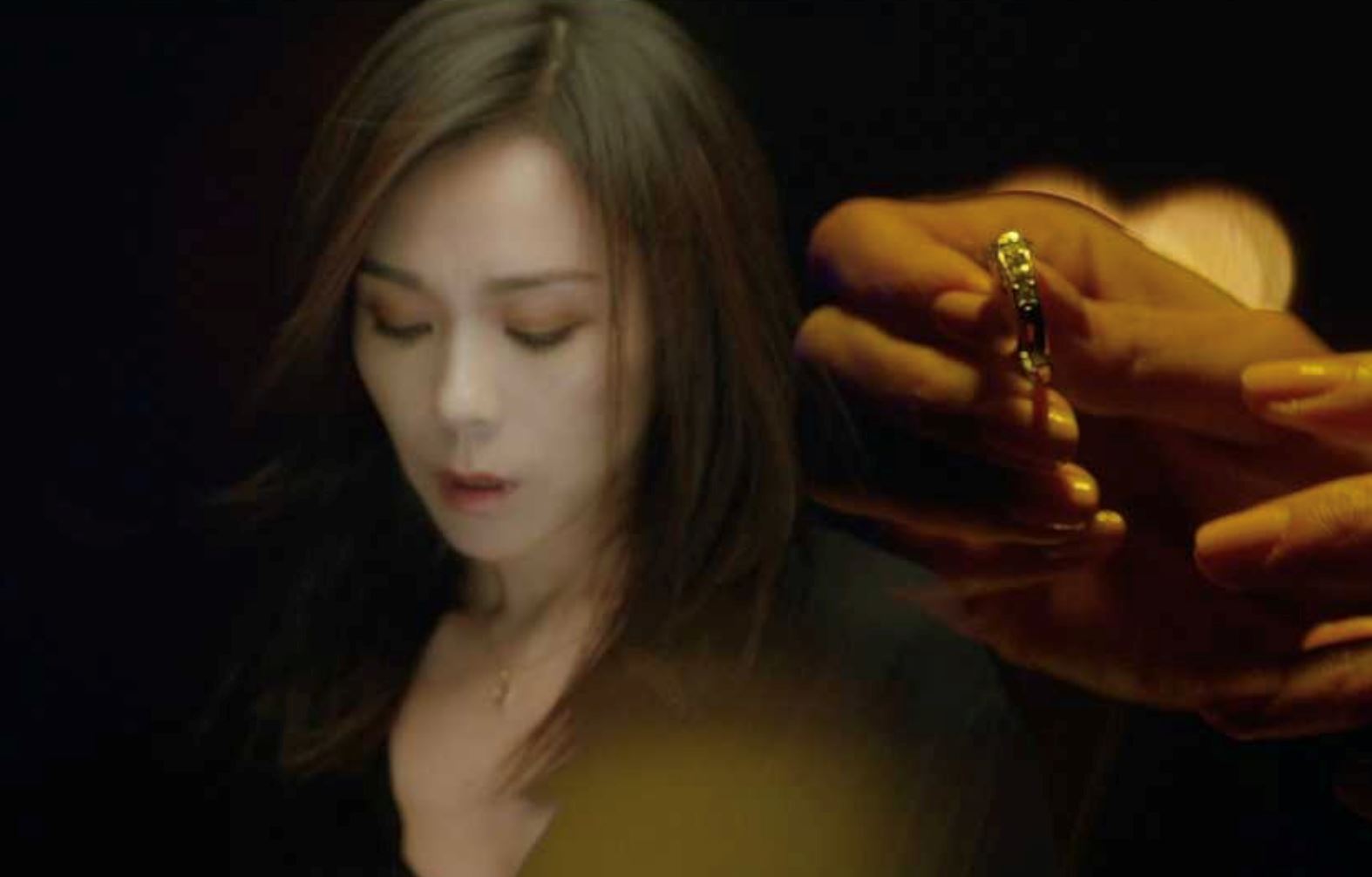 蔡健雅倾情拍摄《贪图》mv, 诠释贪图恋人的30种理由!