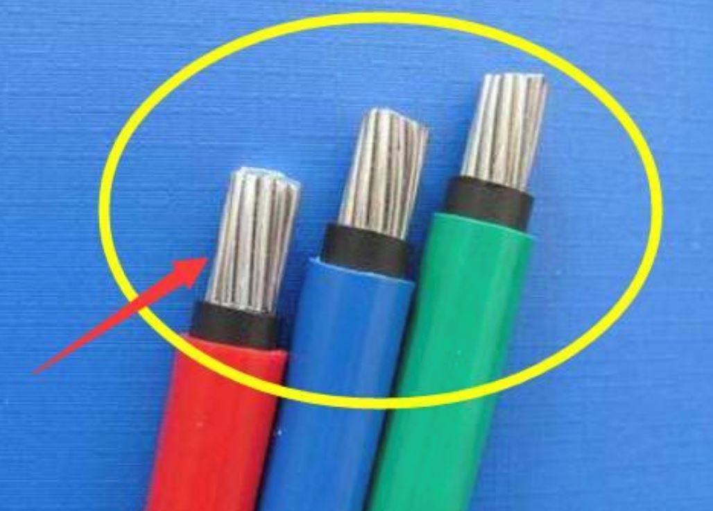 买电线要注意！以铝代替铜电线容易漏电引发火灾！