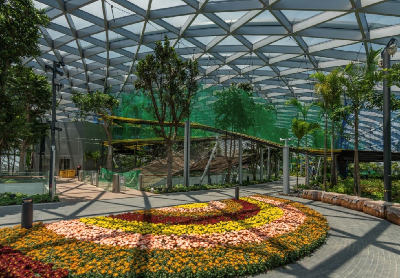 新加坡樟宜机场全新canopy park将在6月10日正式开放！