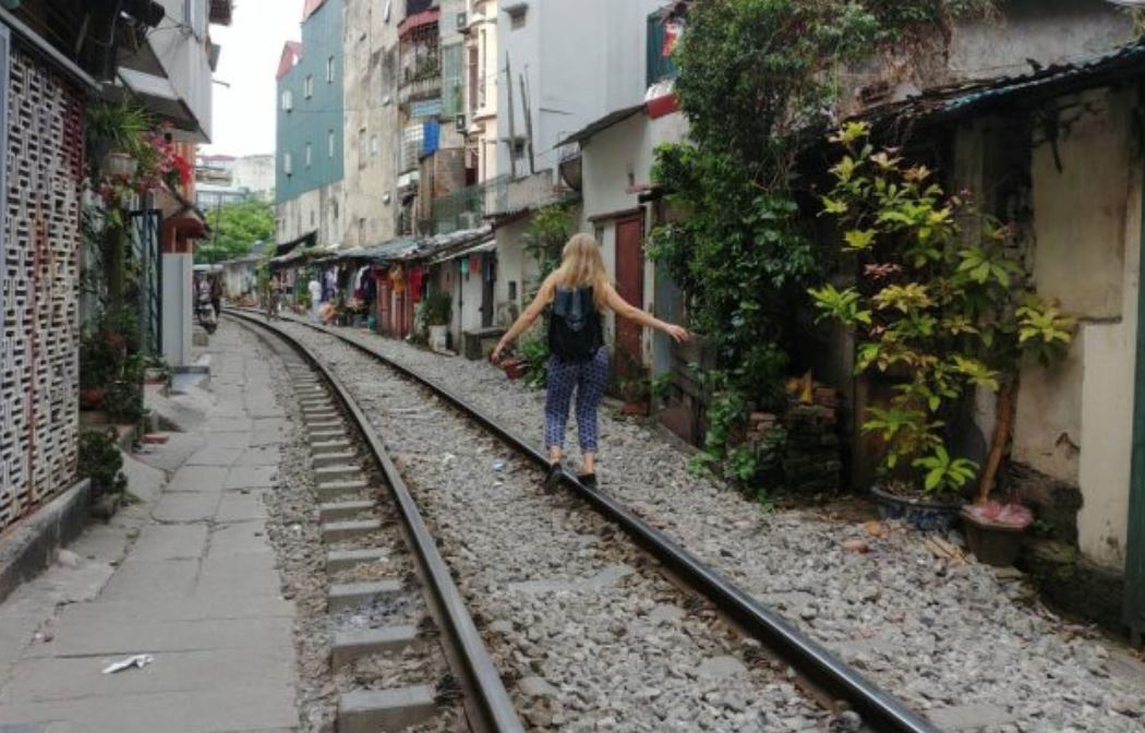 河内考量安全! 令铁道街两旁咖啡店关闭!