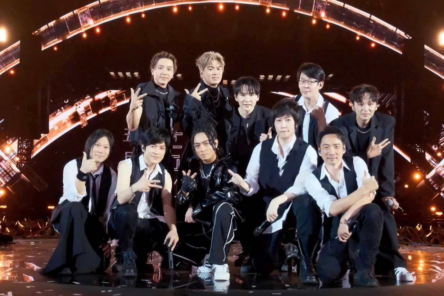 五月天与energy惊喜同台！两大天团嗨唱《放手》！