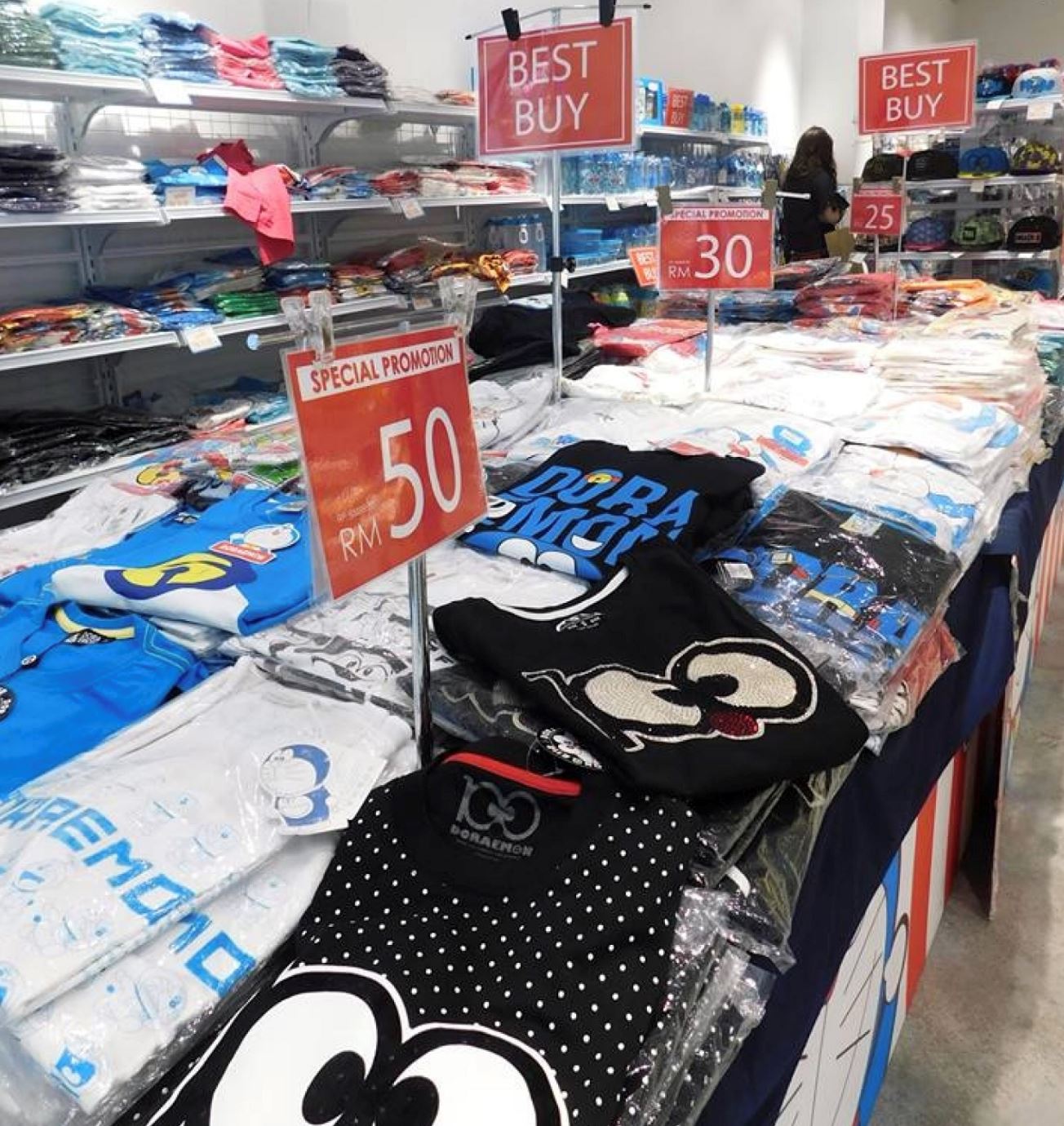 小叮当迷注意啦！首家doraemon大马专卖店正式开张！