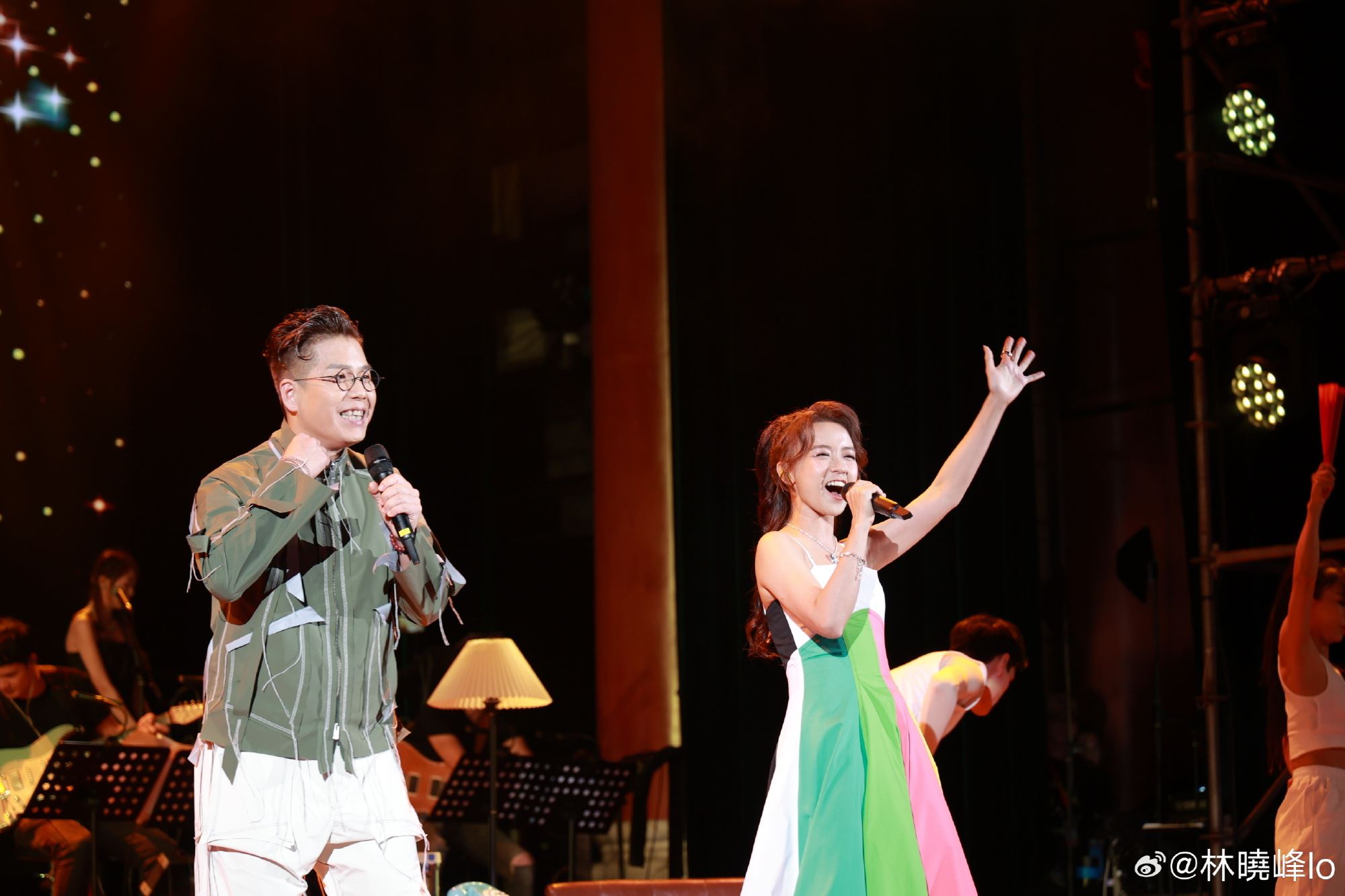 林晓峰、糖妹《我们的快乐年代演唱会》圆满落幕!