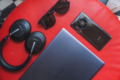 want a laptop that can last you more than 3 years? check out huawei’s matebook 14