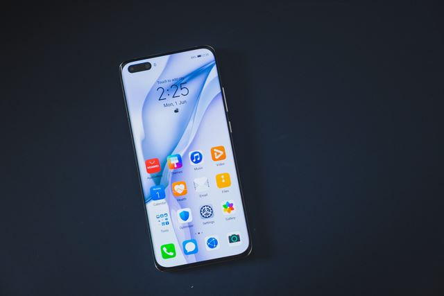 these amazing features make huawei p40 pro+ better than other flagship devices