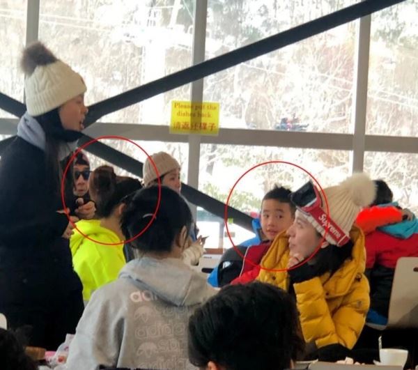 angelababy带小海绵去日本滑雪　打扮朴素look晒少女味  网民一眼认出！