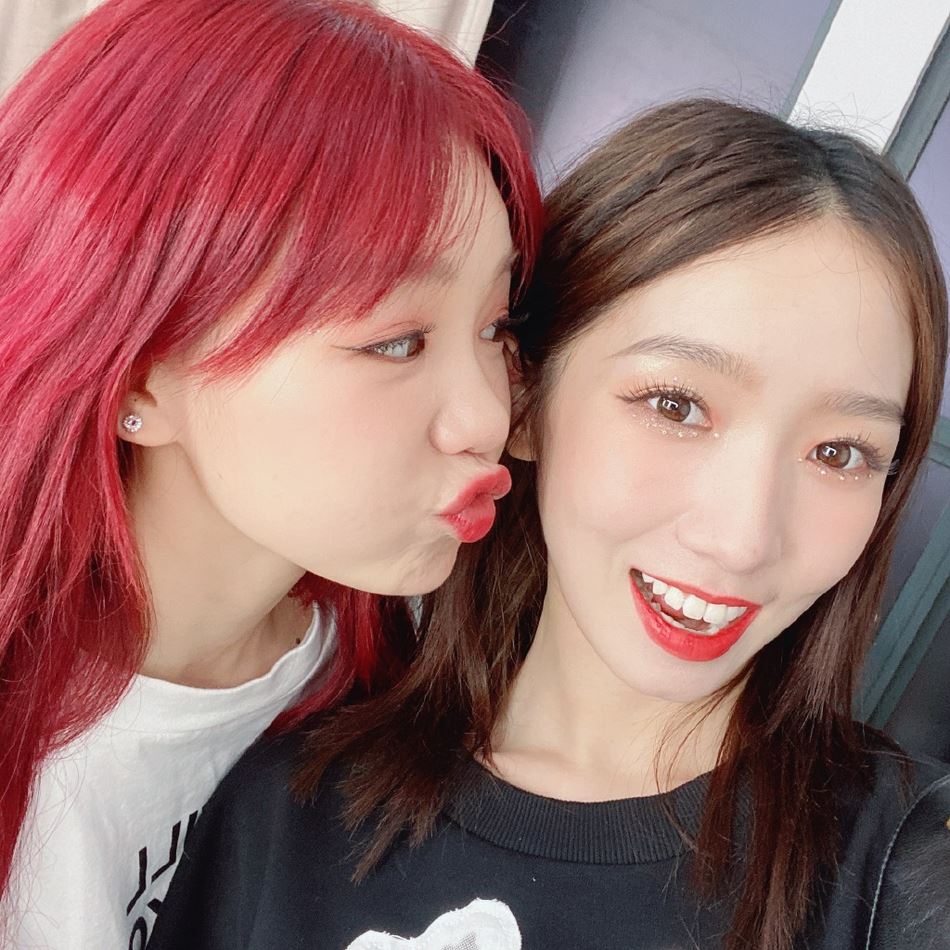 孟美岐发长文告别火箭少女！逐一向成员们表白：火箭是最棒的！