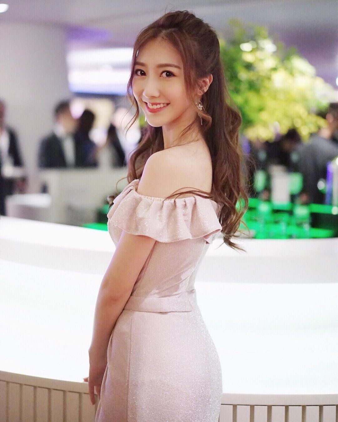 【多图】《机场特警】》港姐何依婷的处女剧,剧里却遭杨明「摸来摸去」!