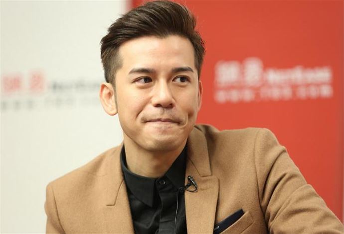 「最帅男配角」沈震轩回巢tvb升级做男一，和萧正楠做好兄弟！