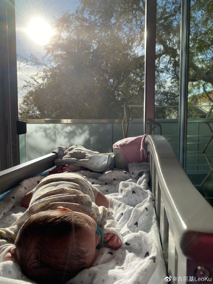 恭喜！古巨基宣布当爸爸！会做个好丈夫好爸爸！