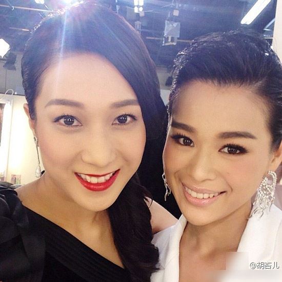 钟嘉欣ig po儿女的睡相,胡杏儿也忍不住留言:超可爱!