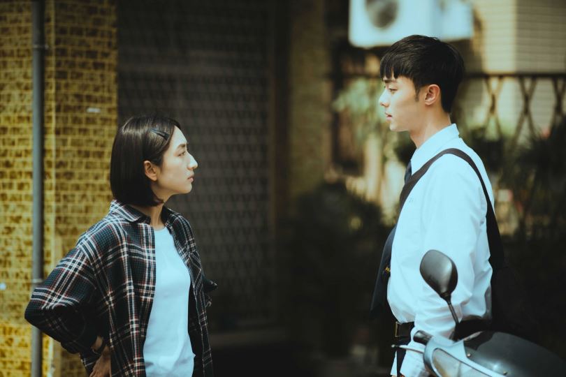 好飒！柯佳嬿施柏宇一起上舞蹈课，动作超自然！网民：许光汉呢？