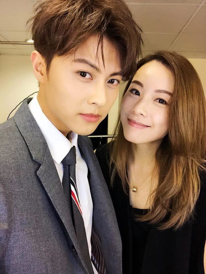 超甜蜜！王子过31岁生日，女友邓丽欣晒合照放闪！