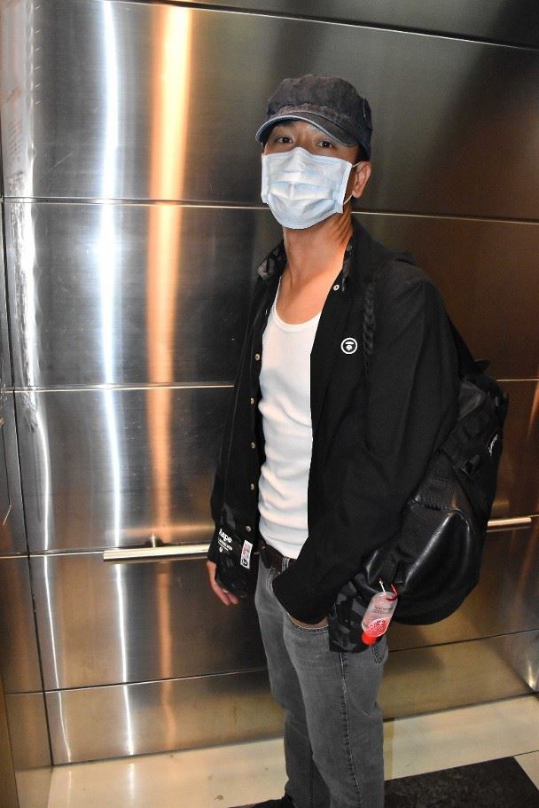 繁忙中趁有空档,马国明上汤洛雯住家拍拖!