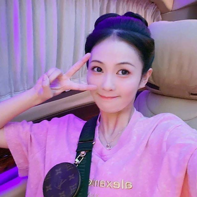 吴谨言被打入冷宫?于正被传疯狂捧红白鹿,他霸气回应!