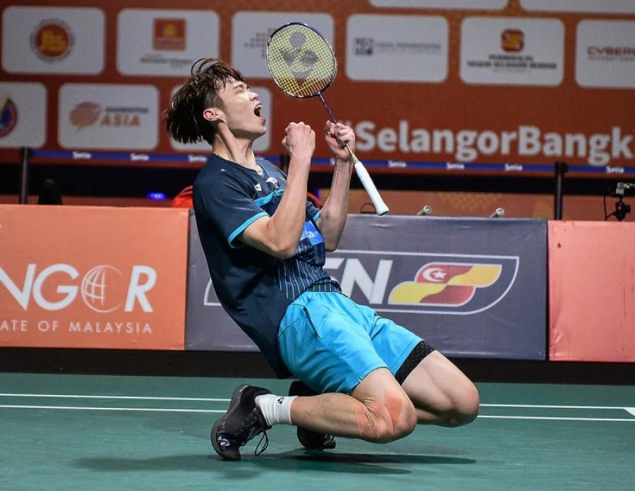 🏸️我国男单黄智勇战胜世锦赛铜牌得主布拉诺❗以21比12和21比18获得胜利🔥