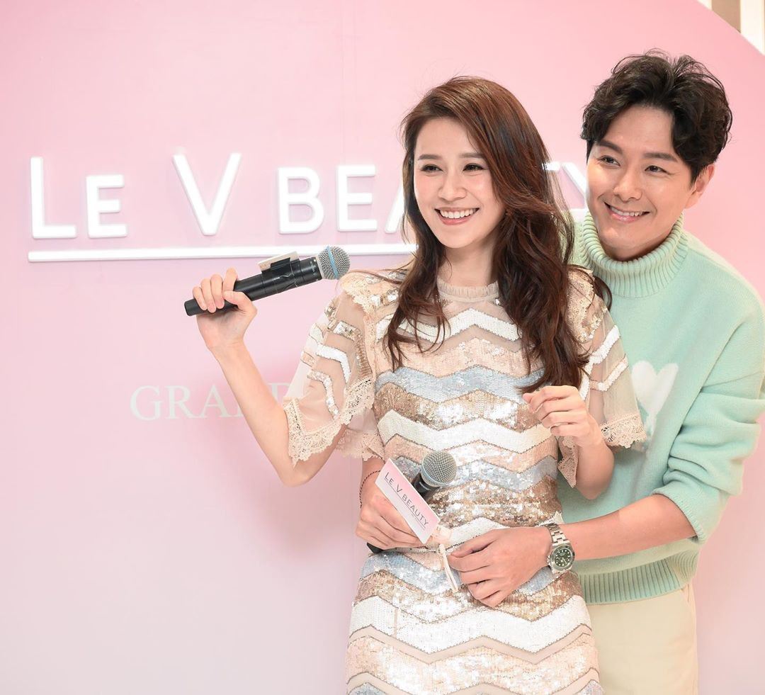 黄翠如萧正楠情人节另类放闪，这举动超贴心超温暖！