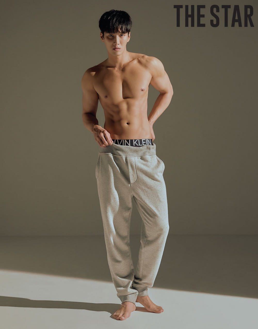 《梨泰院class》安普贤演反派爆红，肌肉照让人看了脸红！