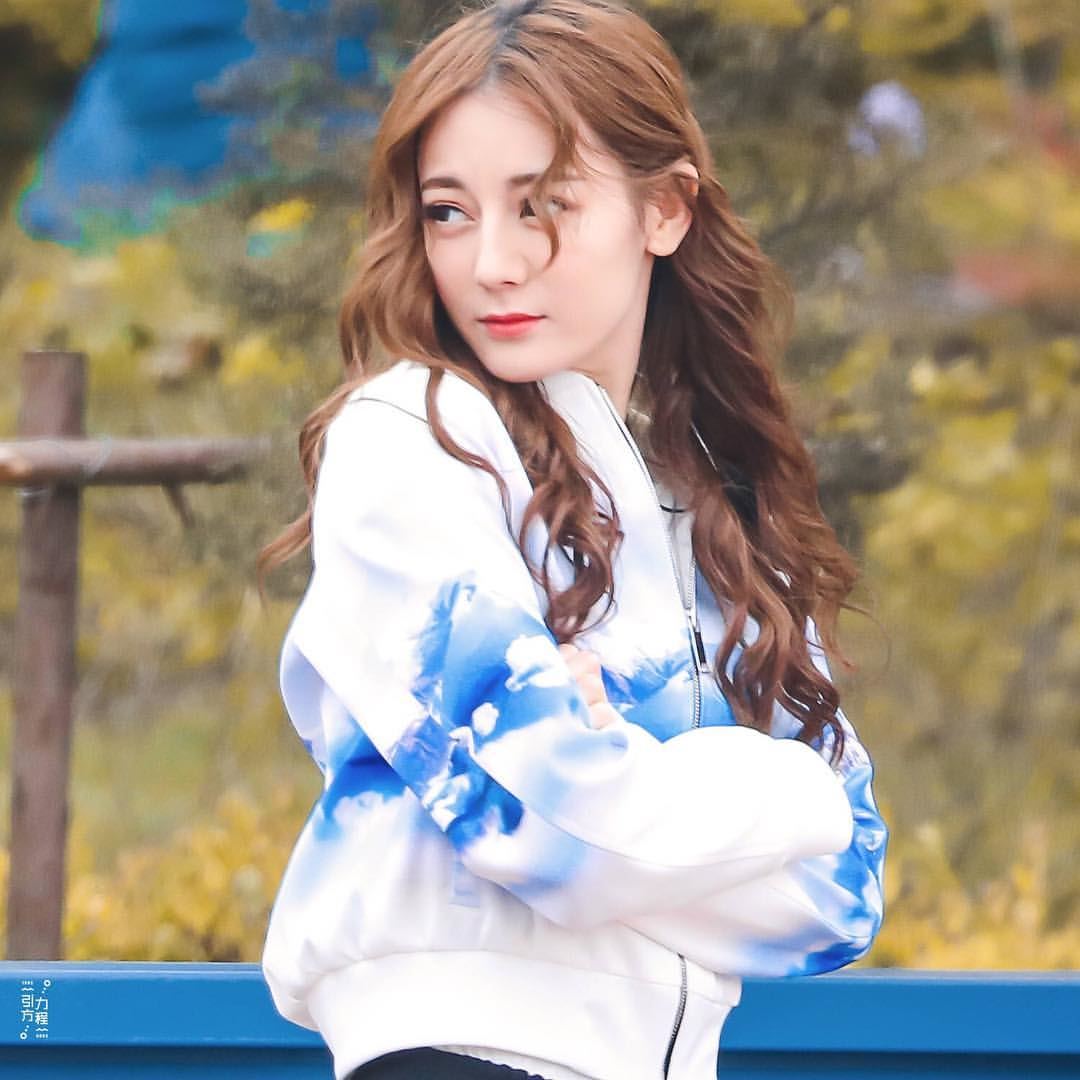 吴谨言、angelababy、热巴人气pk! 5部近期上档的热门中国综艺节目!