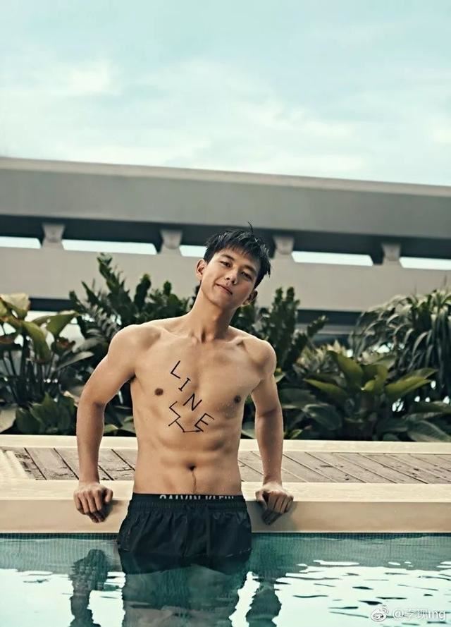 李现的好身材，原来是这样练回来的！根本不敢吃xx！