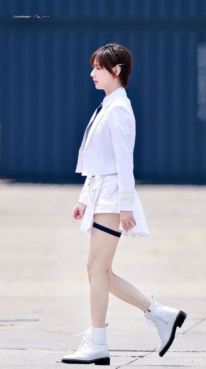 《创造营2020》训练生曝光！穿白色制服录制主题曲！