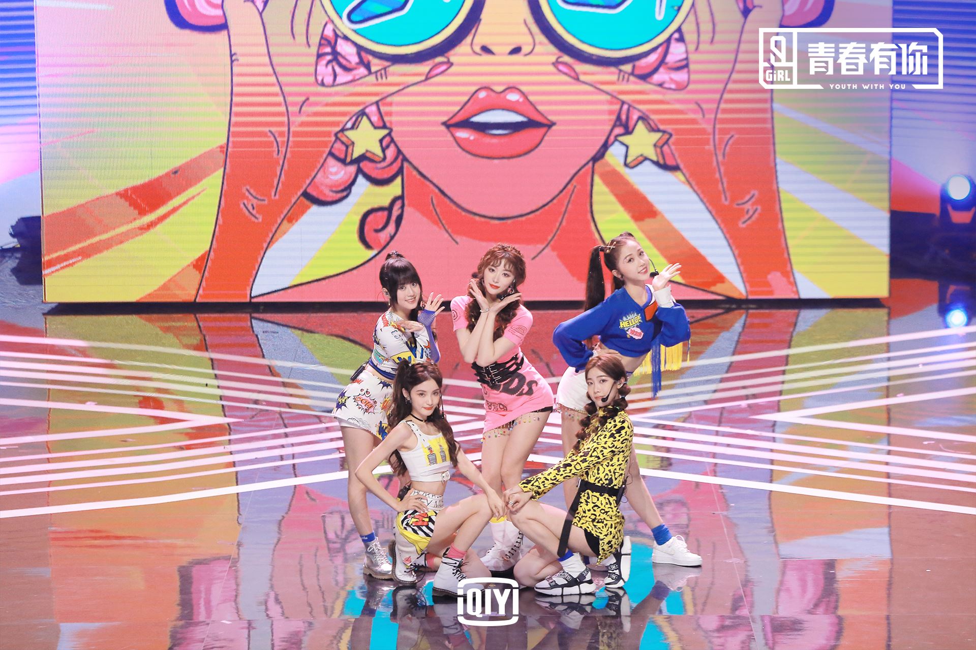 《青春有你2》播出过半,lisa授课热度超高!