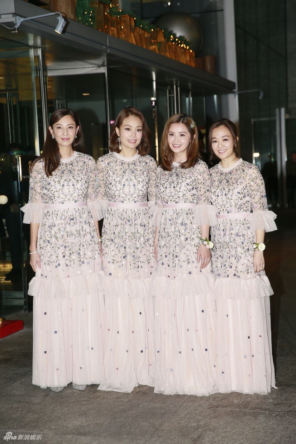 【多图】钟欣潼婚礼现场照！祖儿阿sa领军索爆姐妹团