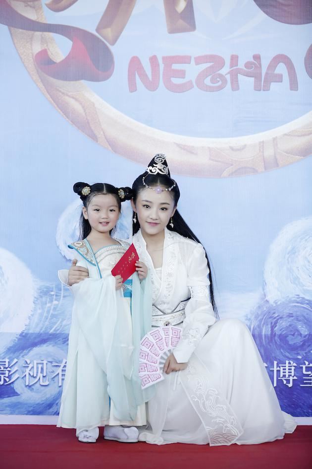 阿拉蕾、李亦航拍剧啦！《哪吒降妖记》古装扮相萌死人不偿命