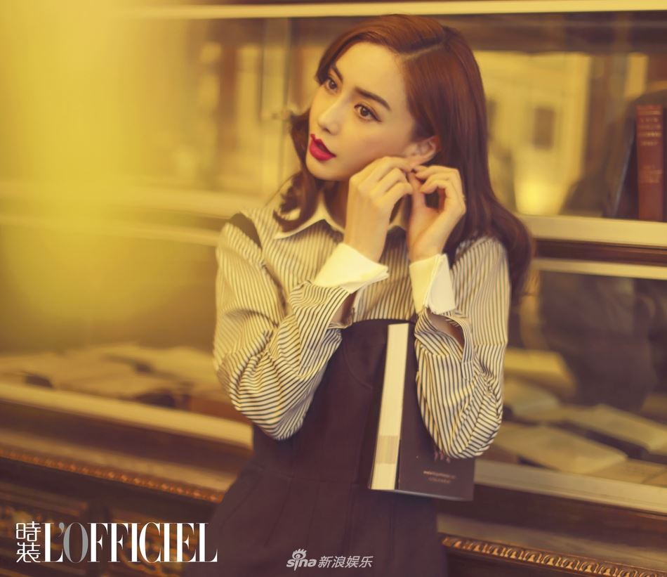 angelababy登时尚杂志封面！大走文艺复古风超像真人芭比