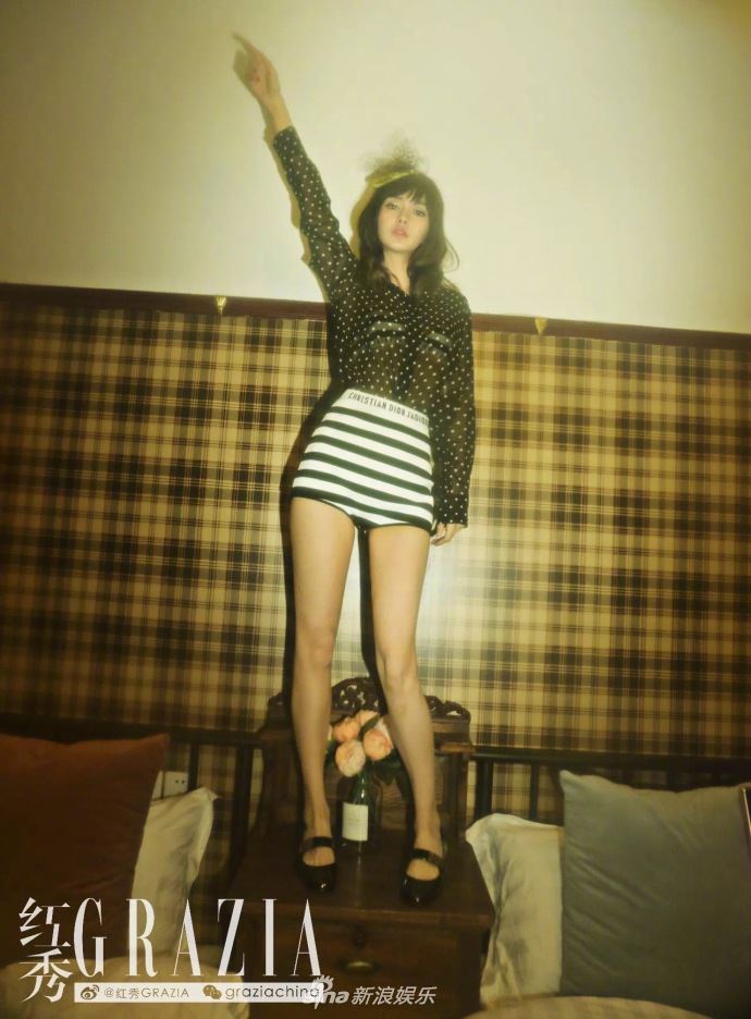 难得一见的刘海look！angelababy超像日系洋娃娃 