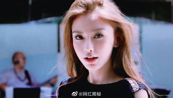 angelababy 早期性感照曝光！网友：以前更美更像混血儿