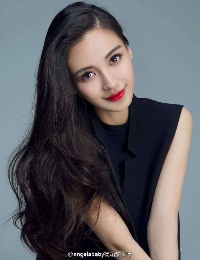 angelababy头发剪短了！po素颜照很清新 舒淇也like