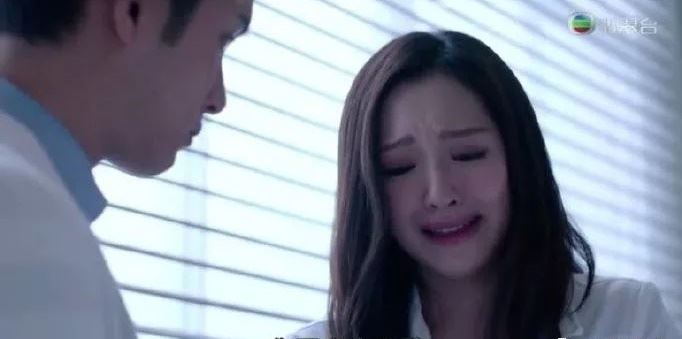 冯盈盈哭戏网友大赞!盘点tvb7场让人印象深刻の哭戏