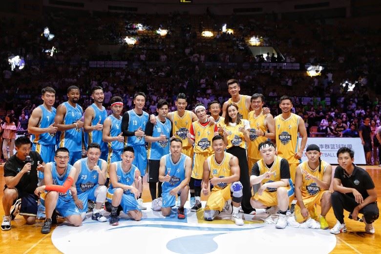 原来 ta 篮球这么厉害！竟击败林书豪周杰伦夺mvp