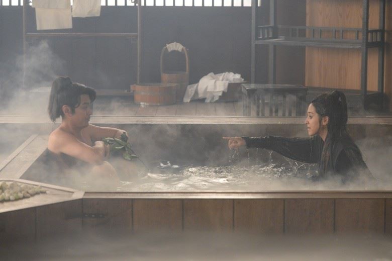 《翻生武林》与陈凯琳再度合作!萧正楠牺牲色相露出大腿