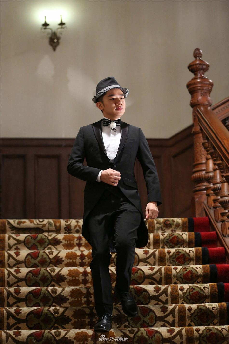 《奔跑吧》今晚收官！魏大勋加盟！邓超竟下跪求饶