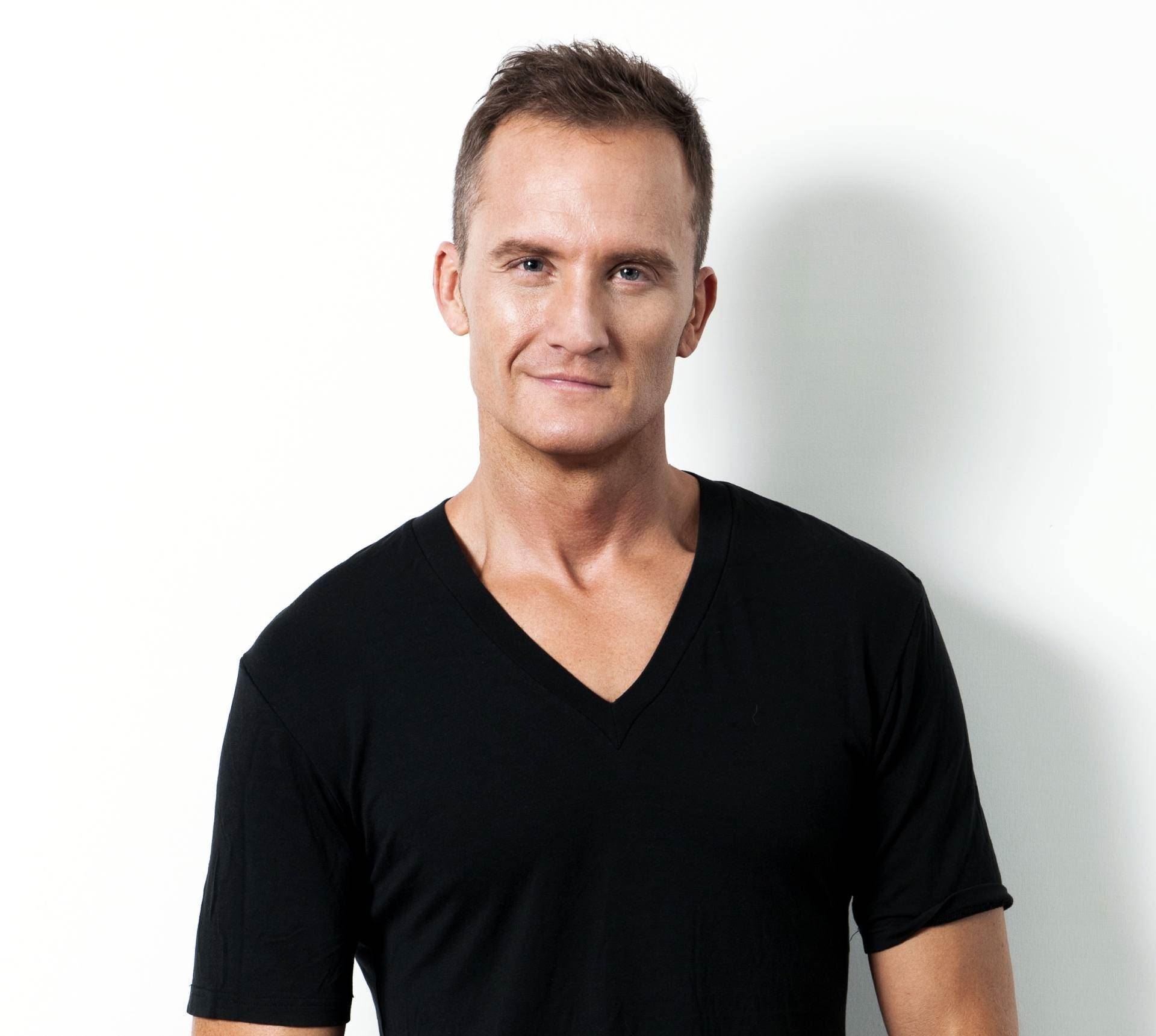 看tvb剧的你一定认识他❗️布伟杰转行当英文老师🔥