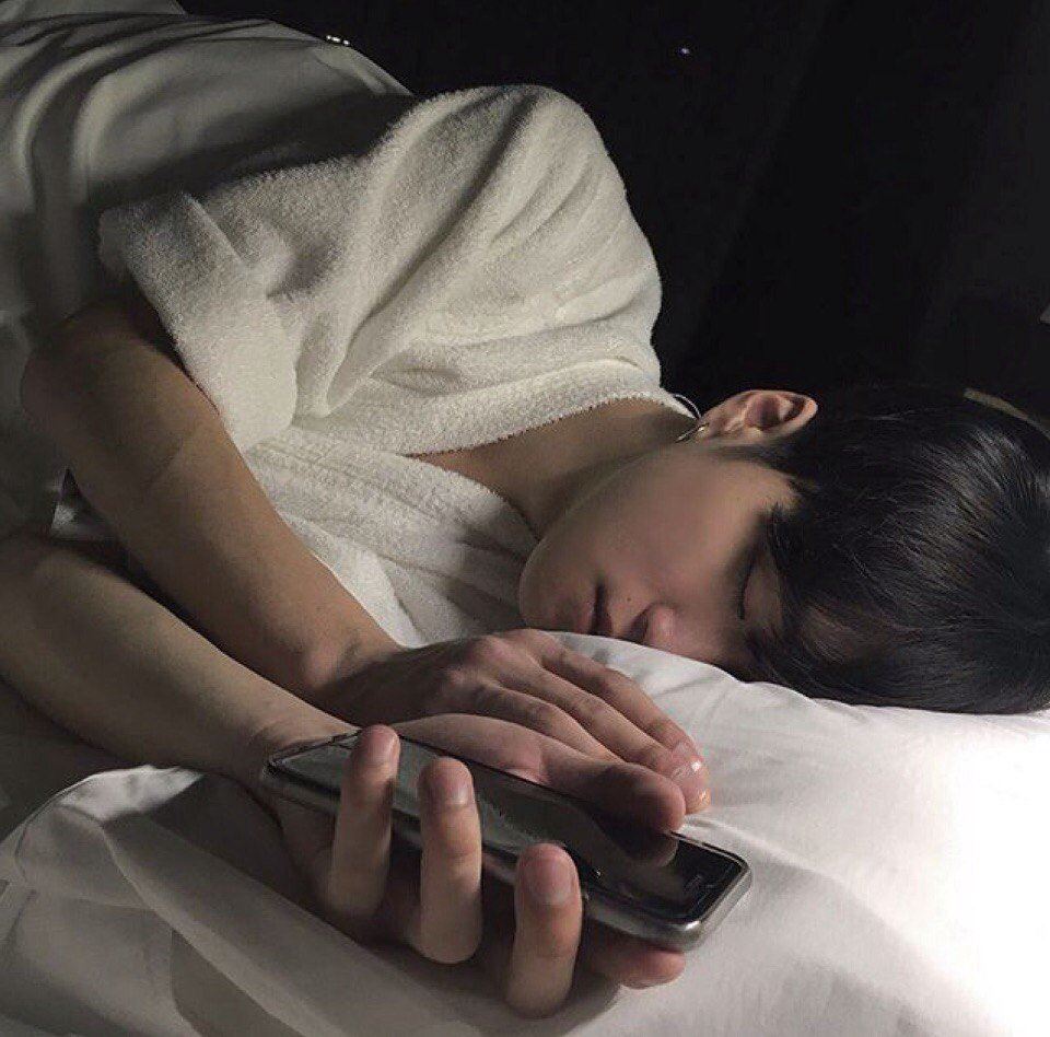 玩太多ig是因为空虚?研究:youtube正能量较高