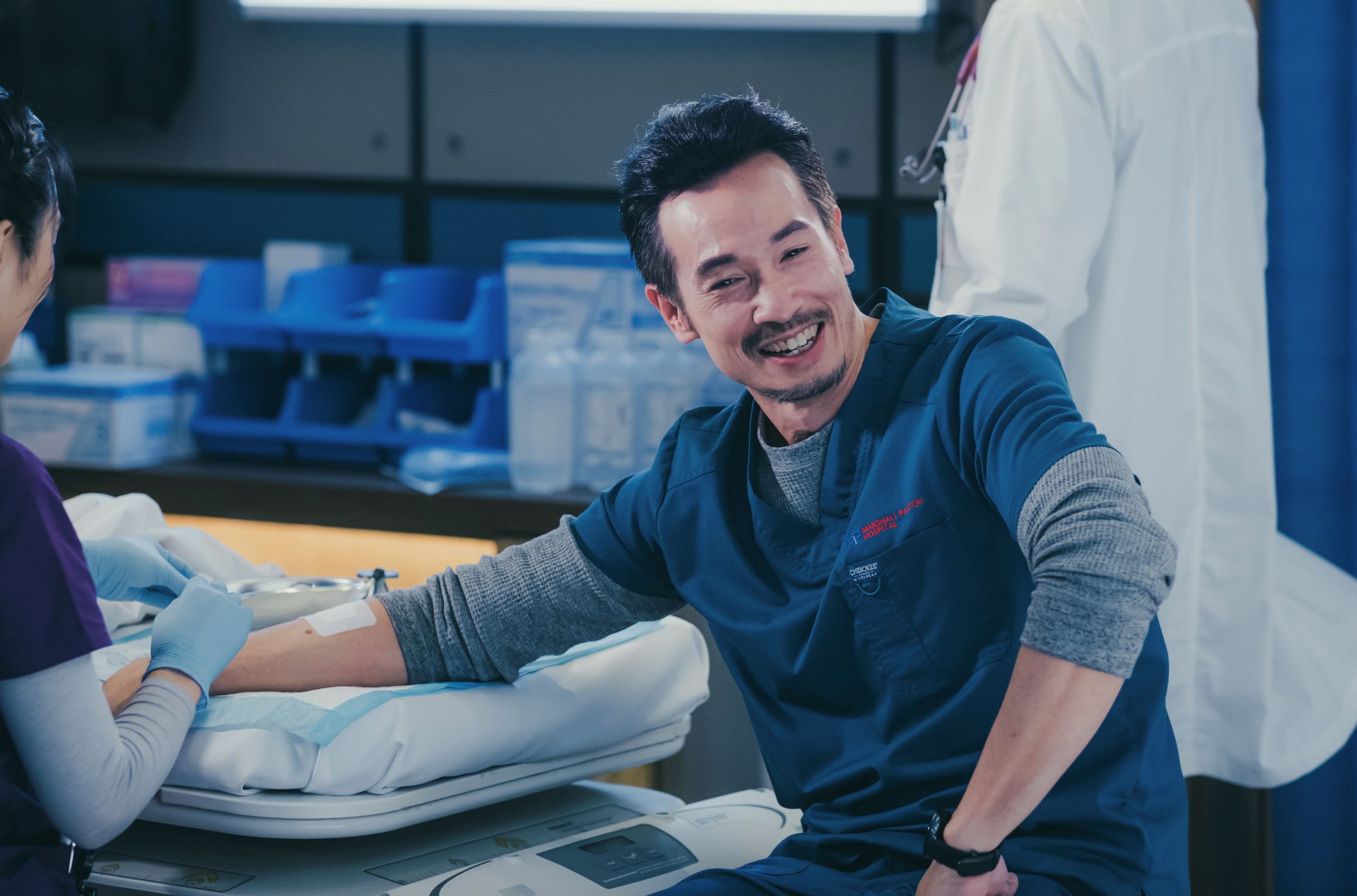 👨‍⚕️《白色强人ii》陈豪演医生入型入格❗️原来父母都是医生啊🔥