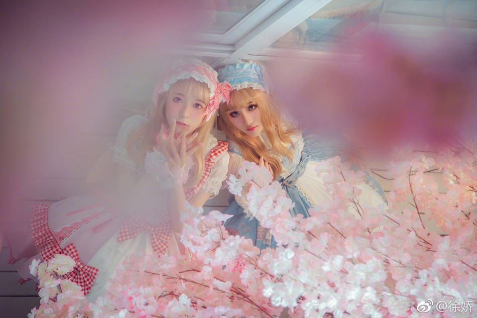 她是《长江7号》的小男孩?! 徐娇cosplay洋娃娃 美得不像真人