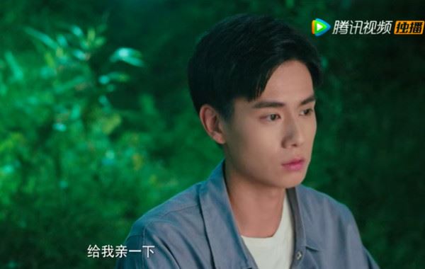 《小美好》江辰霸道索吻：给我亲一下！高冷→宠妻狂魔