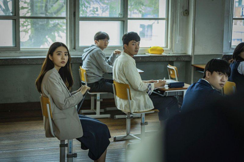 🎬韩国好看恐怖片之一《点名没到的学生》❗️他总是缺席，老师也不会喊他的名