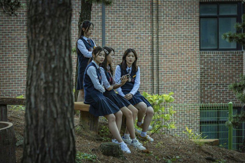 🎬韩国好看恐怖片之一《点名没到的学生》❗️他总是缺席，老师也不会喊他的名