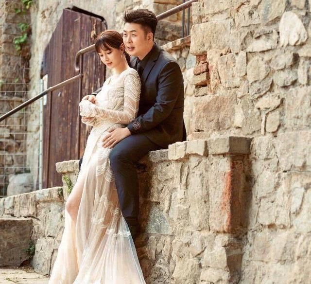  搂腰相依闪爆！杜海涛沈梦辰婚纱写真曝光