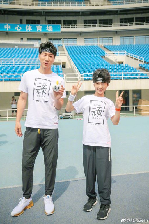 遗传名模爸基因帅翻!《爸爸去哪儿》天天11岁逼近170cm