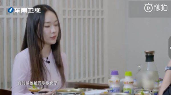 嗯哼在学校被欺负！妈妈霍思燕「这样做」获网友推爆