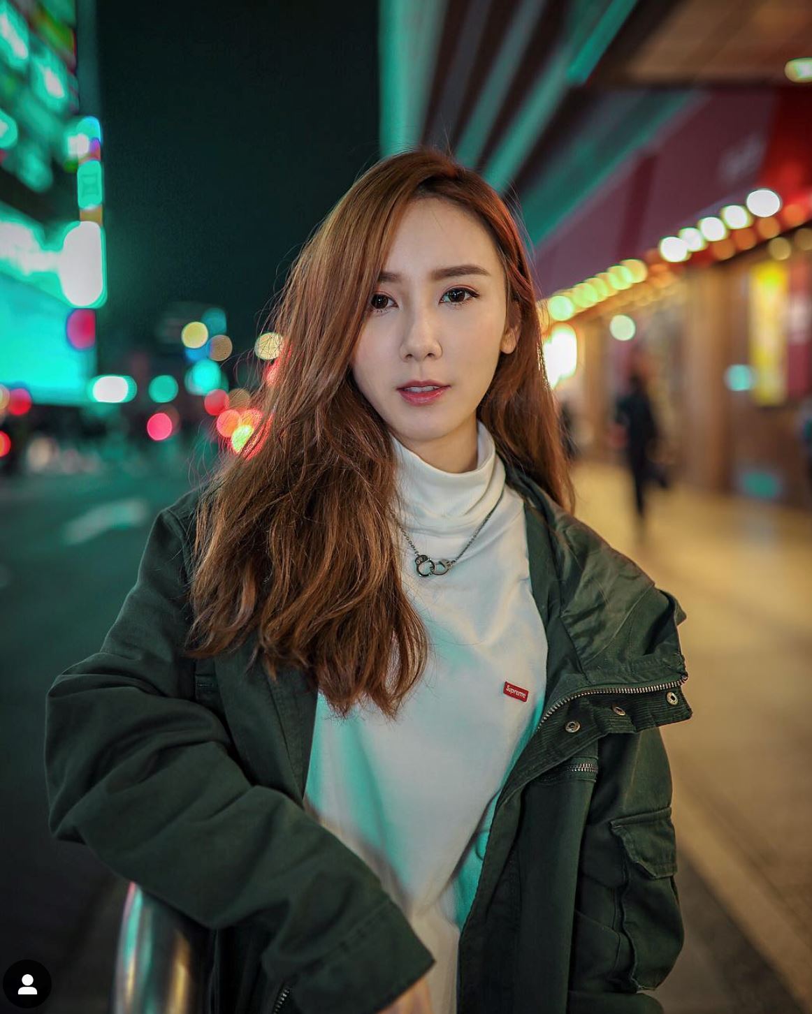 大马美女演员emily kong车祸!头部重创当场死亡