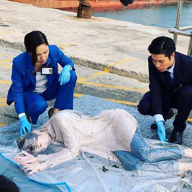 《法证先锋 iv》超恐怖!女演员扮死尸睡真空袋!李施嬅惊:最深刻的一场戏