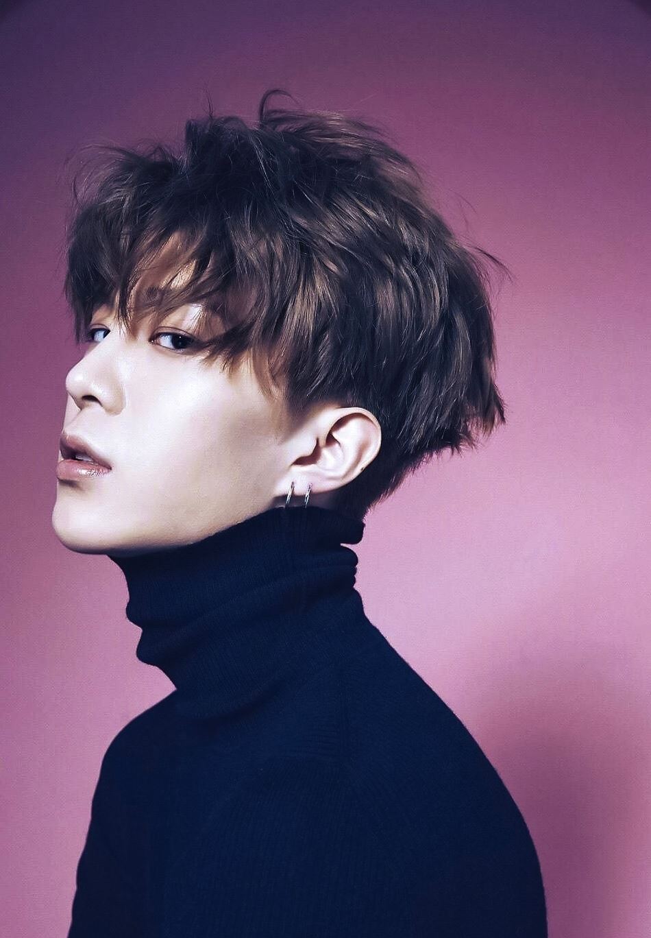 尖叫声！范冰冰弟弟脱下口罩帅爆镜！网友质疑其整容